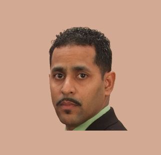 Manuel_323x311.jpg