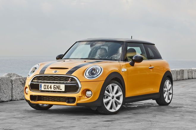2015-Mini-Cooper-S-front.jpg
