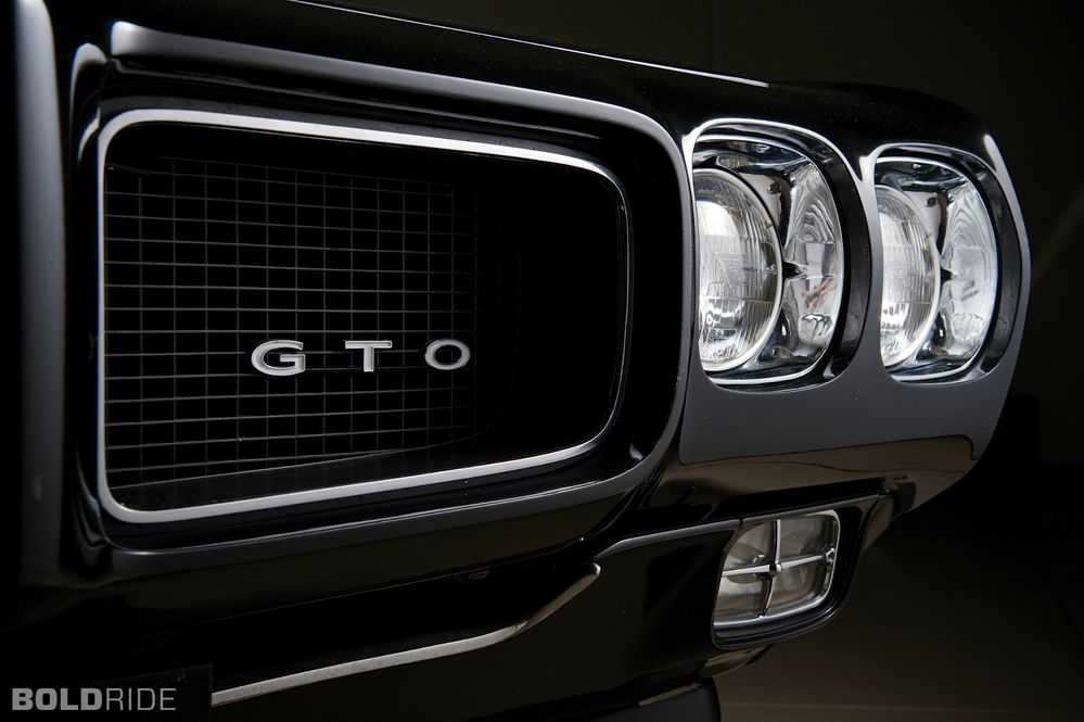pontiac-gto-convertible-1315755335-16336.jpg