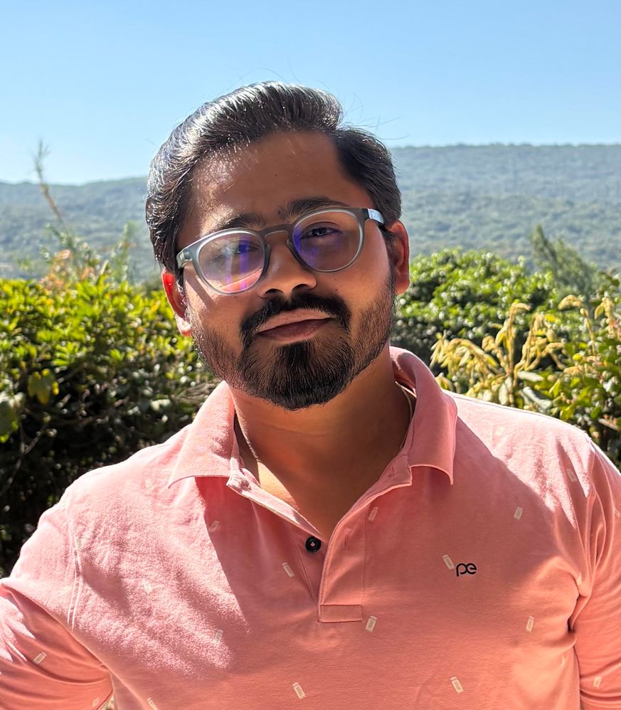 Akshay Profile.jpg