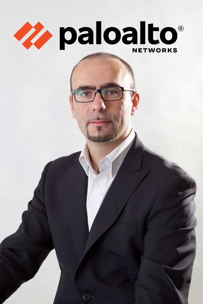 Roberto Minotti - Headshot - PaloAlto - WRONG.jpeg